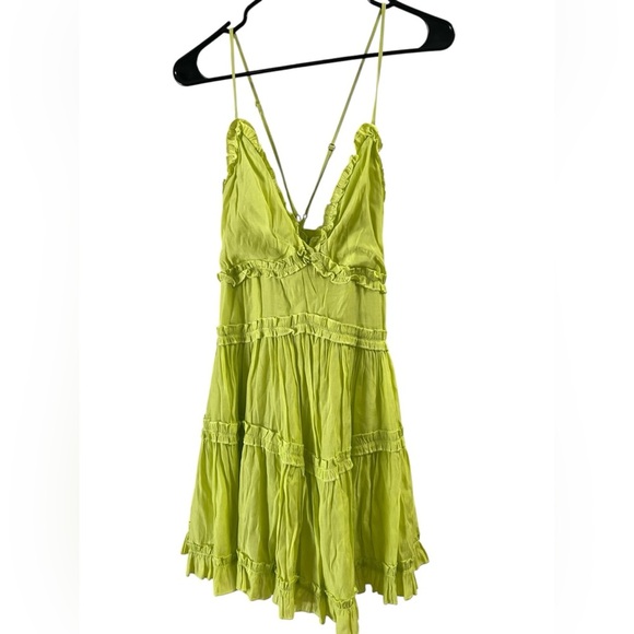 Green ruffled mini dress - Picture 2 of 5